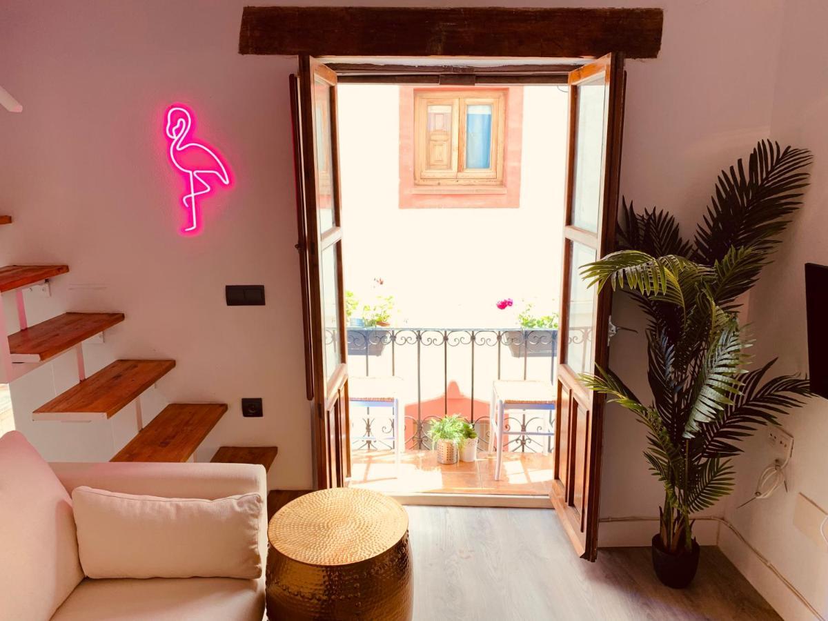 Casita Del Flamingo En Casco Historico Villa Alicante Luaran gambar