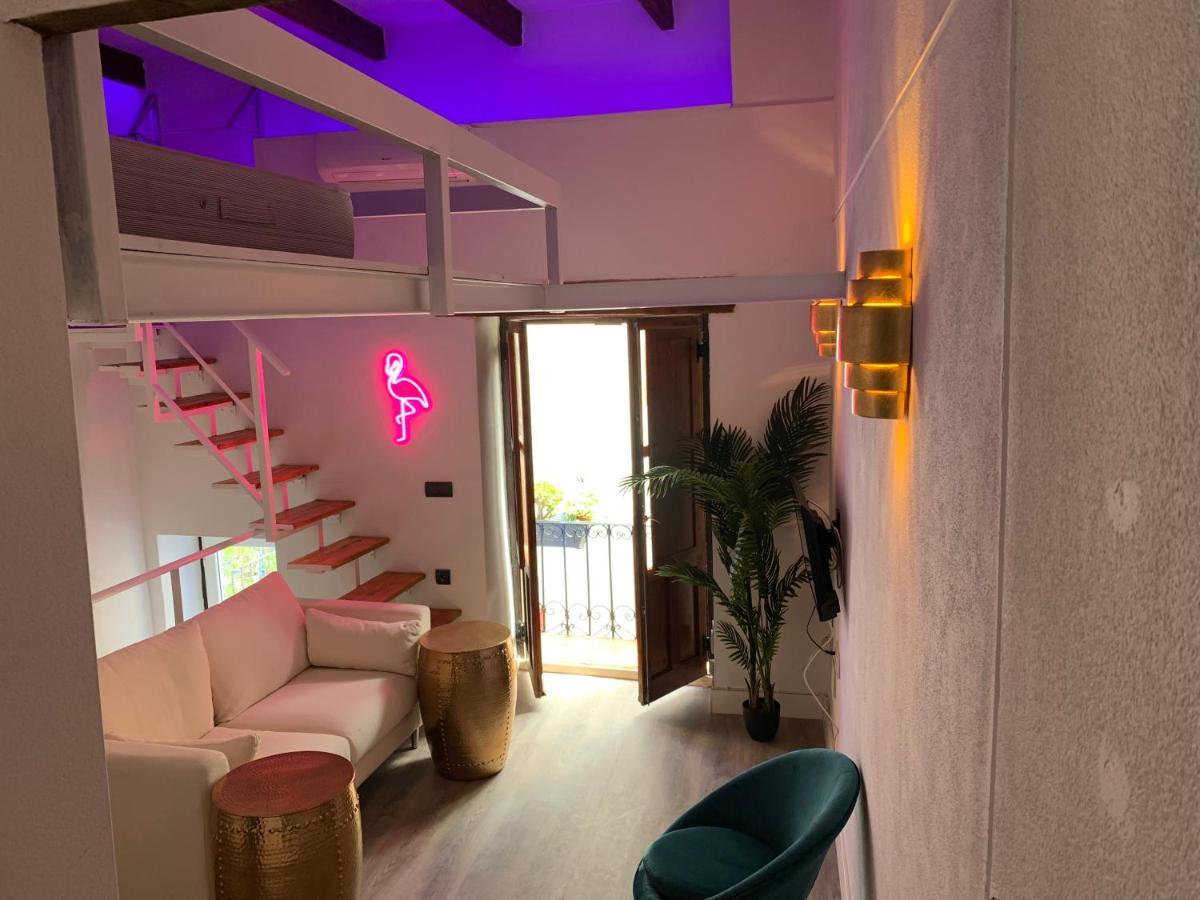 Casita Del Flamingo En Casco Historico Villa Alicante Luaran gambar